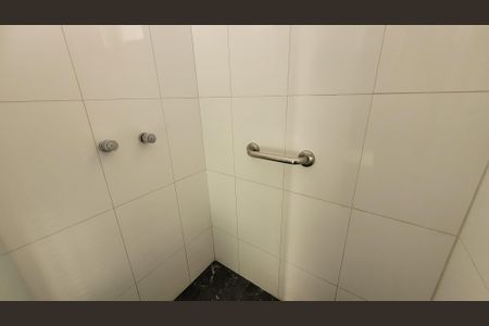 Casa para alugar com 140m², 3 quartos e sem vaga Casa para alugar com 140m², 3 quartos e sem vagaBanheiro