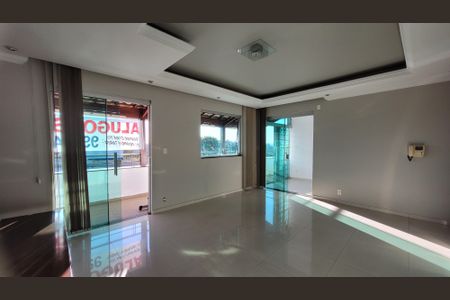 Sala de casa para alugar com 3 quartos, 140m² em Brasiléia, Betim