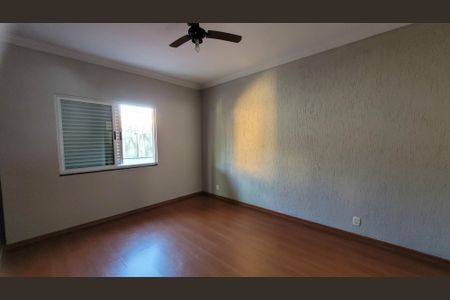 Casa para alugar com 140m², 3 quartos e sem vaga Casa para alugar com 140m², 3 quartos e sem vagaSuíte