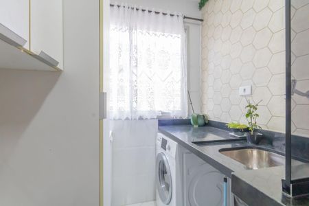 Apartamento à venda com 62m², 2 quartos e 1 vagaCozinha e Área de Serviço