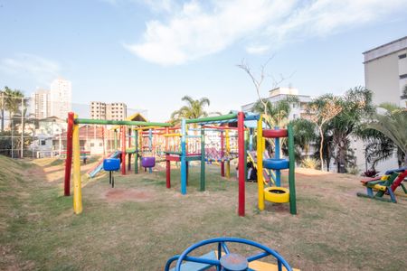 Apartamento à venda com 62m², 2 quartos e 1 vagaÁrea comum - Playground