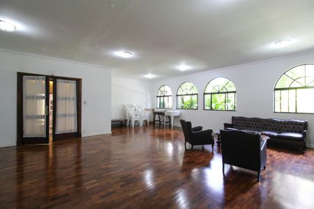 Apartamento à venda com 120m², 2 quartos e 1 vaga Apartamento à venda com 120m², 2 quartos e 1 vagaÁrea comum - Salão de festas