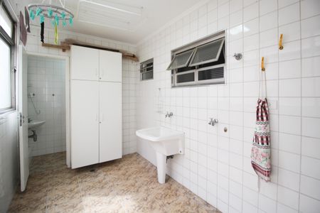 Apartamento à venda com 120m², 2 quartos e 1 vaga Apartamento à venda com 120m², 2 quartos e 1 vagaÁrea de Serviço