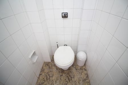 Apartamento à venda com 120m², 2 quartos e 1 vaga Apartamento à venda com 120m², 2 quartos e 1 vagaBanheiro de serviço