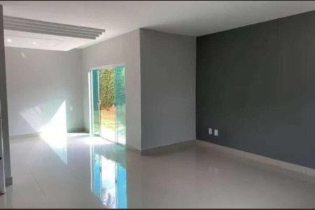 Casa para alugar com 2 quartos, 88m² em São Paulo, Belo Horizonte