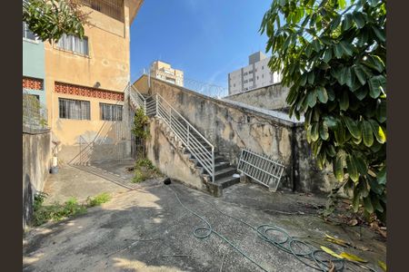 Casa à venda com 349m², 5 quartos e 4 vagasQuintal