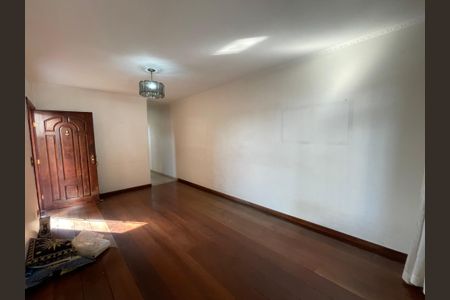 Casa à venda com 349m², 5 quartos e 4 vagasSala