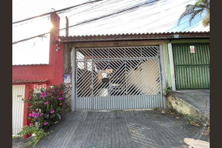 Casa à venda com 349m², 5 quartos e 4 vagasFachada