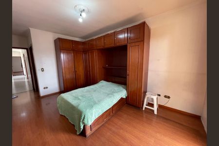 Casa à venda com 349m², 5 quartos e 4 vagasQuarto 3
