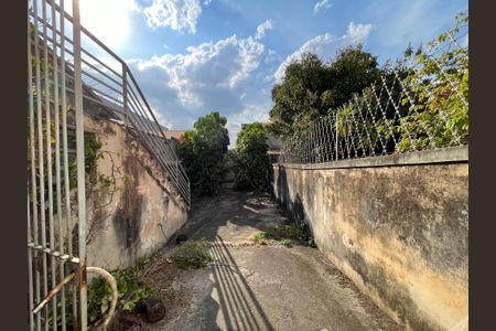 Casa à venda com 349m², 5 quartos e 4 vagasQuintal