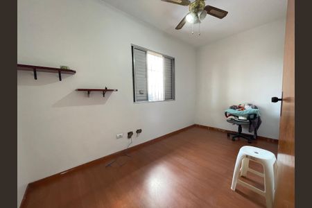 Casa à venda com 349m², 5 quartos e 4 vagasQuarto 2