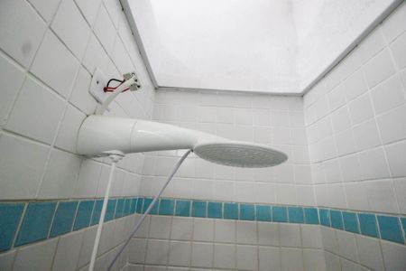 Casa de condomínio à venda com 83m², 2 quartos e 2 vagas Casa de condomínio à venda com 83m², 2 quartos e 2 vagasBanheiro