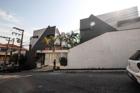 Casa de condomínio à venda com 83m², 2 quartos e 2 vagas Casa de condomínio à venda com 83m², 2 quartos e 2 vagasFachada
