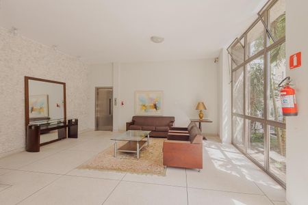 Apartamento à venda com 80m², 2 quartos e 1 vagaHall social