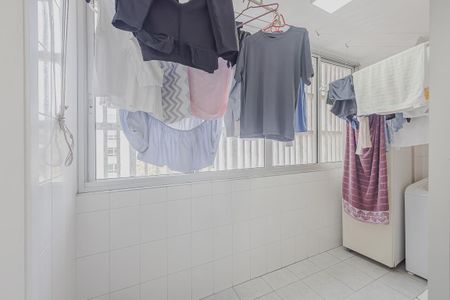Apartamento à venda com 80m², 2 quartos e 1 vagaÁrea de Serviço