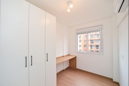 Quarto 1 de apartamento para alugar com 3 quartos, 67m² em Cristo Redentor, Porto Alegre