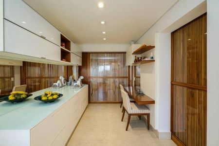 Apartamento à venda com 210m², 3 quartos e 3 vagasFoto 07