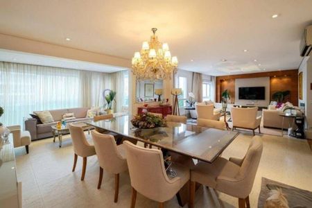 Apartamento à venda com 210m², 3 quartos e 3 vagasFoto 02