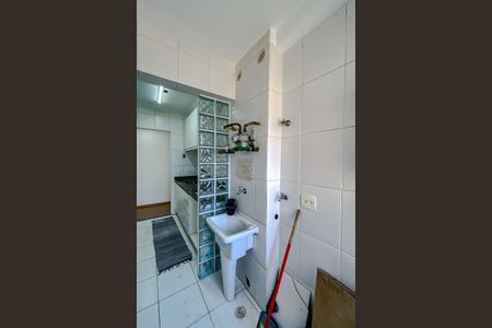 Apartamento para alugar com 65m², 3 quartos e 1 vagaÁrea de Serviço