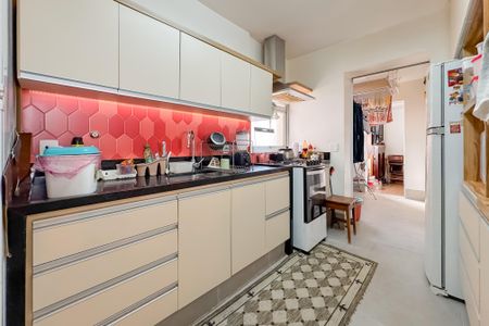 Apartamento à venda com 111m², 2 quartos e 1 vaga Apartamento à venda com 111m², 2 quartos e 1 vagaCozinha