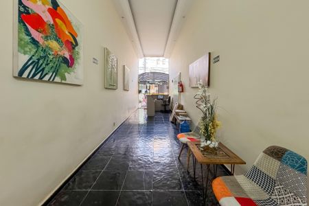 Apartamento à venda com 111m², 2 quartos e 1 vaga Apartamento à venda com 111m², 2 quartos e 1 vagaHall de Entrada