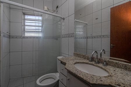 Casa à venda com 125m², 3 quartos e 2 vagasBanheiro da Suíte 