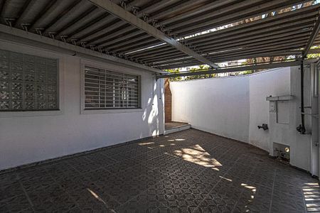 Casa à venda com 125m², 3 quartos e 2 vagasGaragem