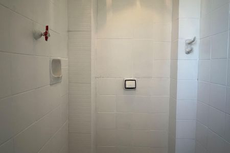 Apartamento para alugar com 109m², 3 quartos e 1 vaga Apartamento para alugar com 109m², 3 quartos e 1 vagaBanheiro de Serviço