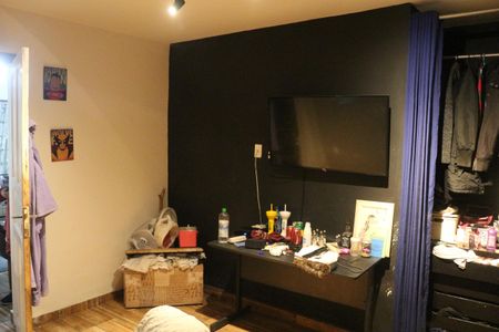 Casa à venda com 217m², 4 quartos e sem vagaQuarto 1