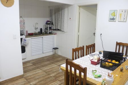 Casa à venda com 217m², 4 quartos e sem vagaCozinha 2