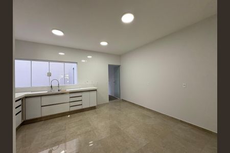 Casa à venda com 300m², 3 quartos e 7 vagasCozinha