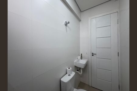 Casa à venda com 300m², 3 quartos e 7 vagasBanheiro 1