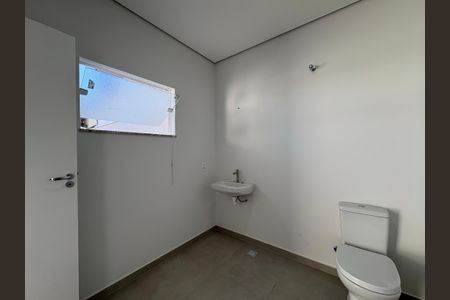 Casa à venda com 300m², 3 quartos e 7 vagasBanheiro 4