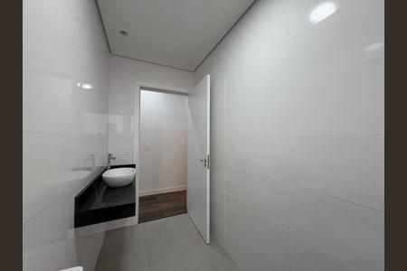 Casa à venda com 300m², 3 quartos e 7 vagasBanheiro 2