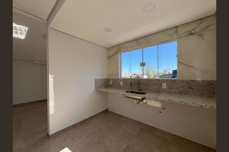 Casa à venda com 300m², 3 quartos e 7 vagasCozinha cobertura