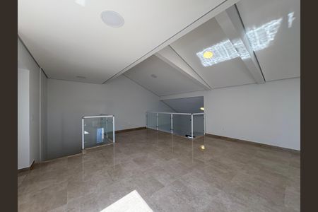 Casa à venda com 300m², 3 quartos e 7 vagasCobertura