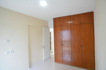 Apartamento à venda com 65m², 1 quarto e 1 vagaQuarto