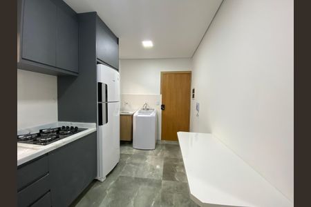 Cozinha de apartamento à venda com 1 quarto, 26m² em Vila Regente Feijó, São Paulo