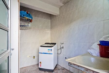 Casa à venda com 209m², 3 quartos e 3 vagas Casa à venda com 209m², 3 quartos e 3 vagasÁrea de Serviço