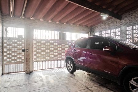 Casa à venda com 209m², 3 quartos e 3 vagas Casa à venda com 209m², 3 quartos e 3 vagasGaragem