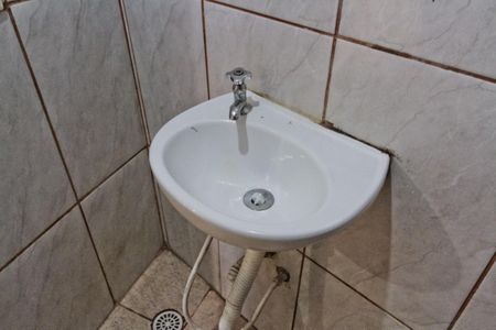 Casa à venda com 209m², 3 quartos e 3 vagas Casa à venda com 209m², 3 quartos e 3 vagasEdícula