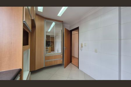 Apartamento à venda com 106m², 3 quartos e 2 vagasCozinha