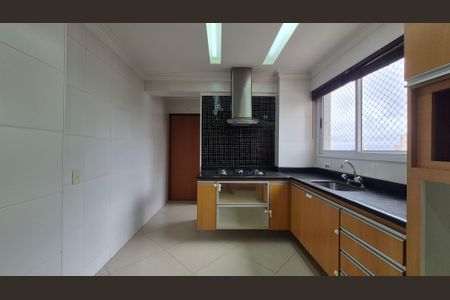 Apartamento à venda com 106m², 3 quartos e 2 vagasCozinha
