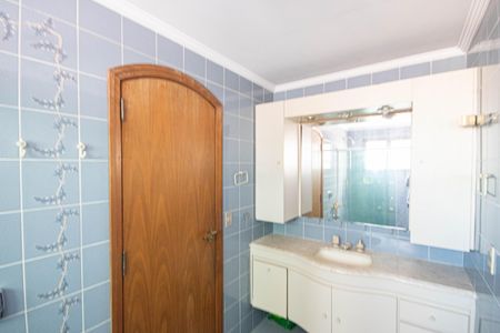 Apartamento para alugar com 195m², 4 quartos e 3 vagasBanheiro da Suíte 1