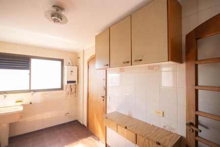 Apartamento para alugar com 195m², 4 quartos e 3 vagasÁrea de Serviço