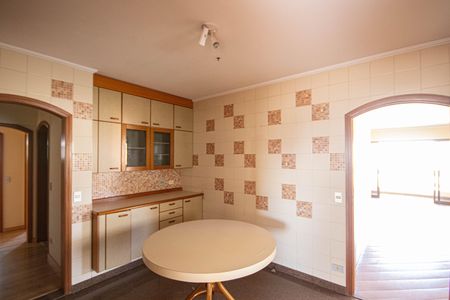 Apartamento para alugar com 195m², 4 quartos e 3 vagasCopa