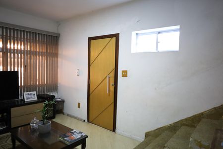 Sala de casa à venda com 2 quartos, 140m² em Cupecê, São Paulo