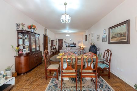 Apartamento à venda com 223m², 4 quartos e 1 vagaSala