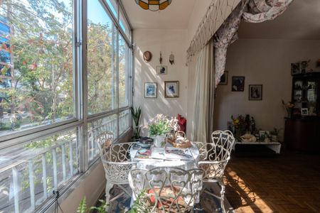 Apartamento à venda com 223m², 4 quartos e 1 vagaSacada