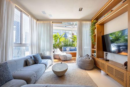 Sala de apartamento à venda com 2 quartos, 103m² em Vila Olímpia, São Paulo